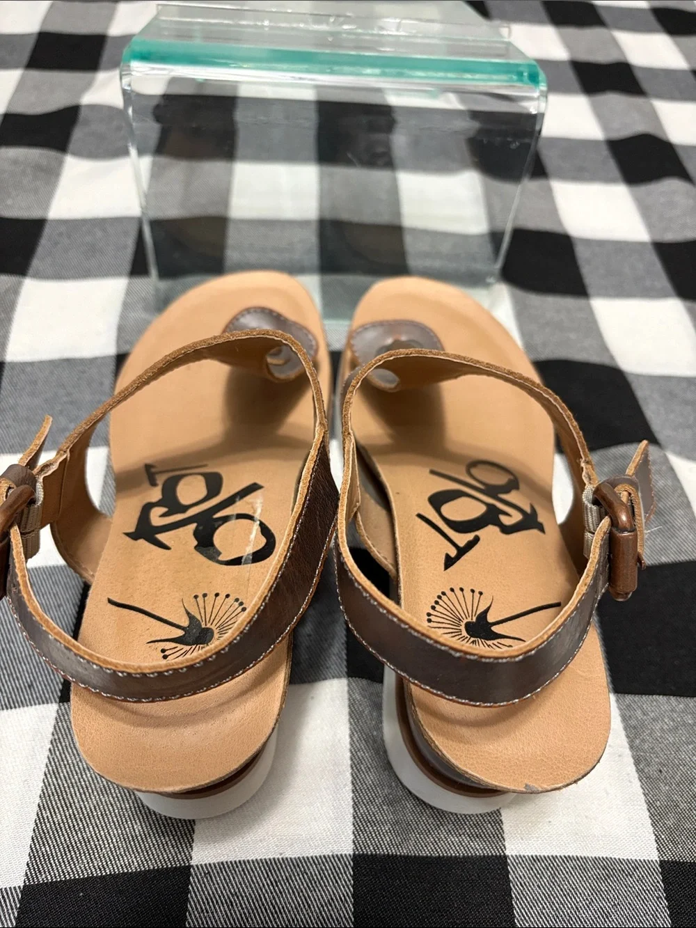 OTBT Boathouse Sandals Silver Brown Leather T-Strap Thong Platform Wedge 6.5